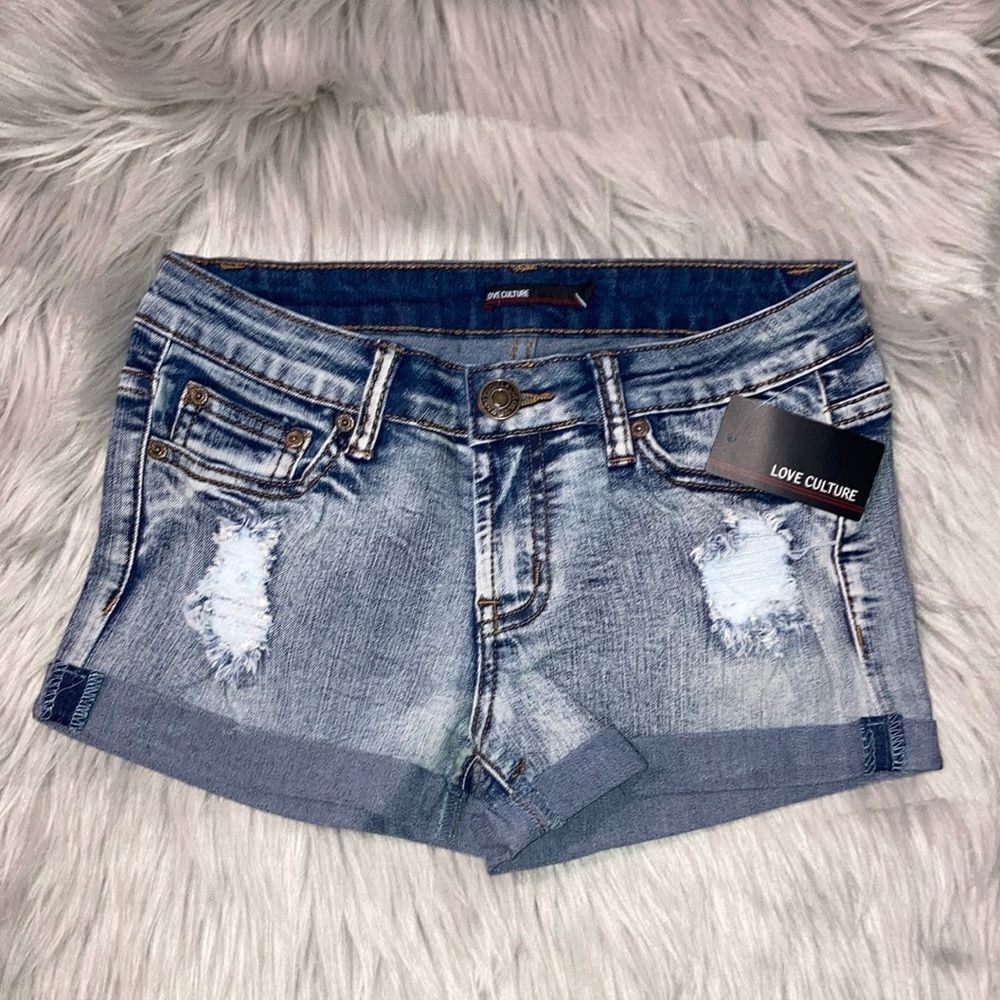 𝅺New! Love Culture Distressed Denim Shorts